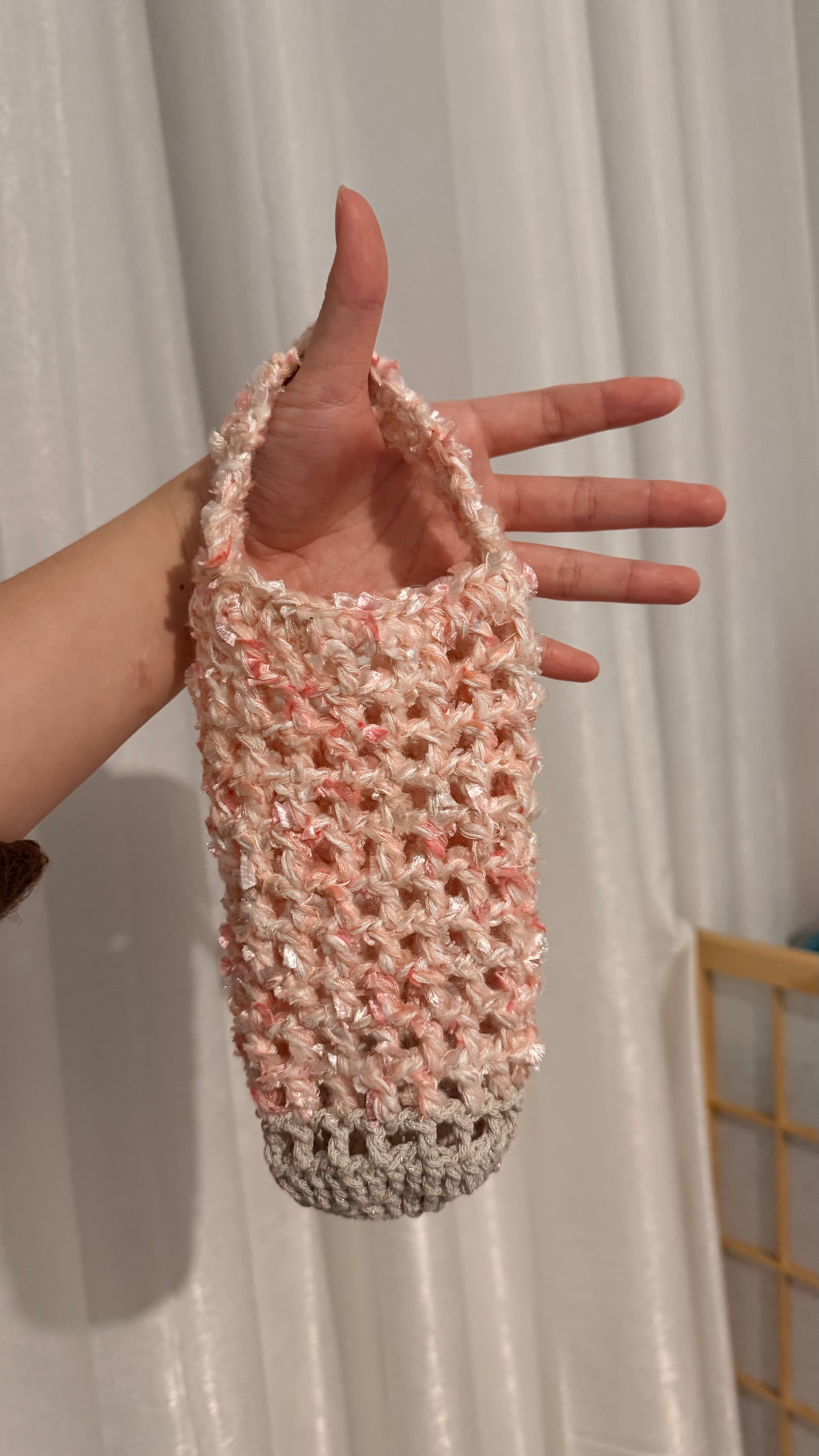 奶霜粉網格飲料提袋 - 飲料提袋 / 日常使用 - 鉤針手作作品圖片 1